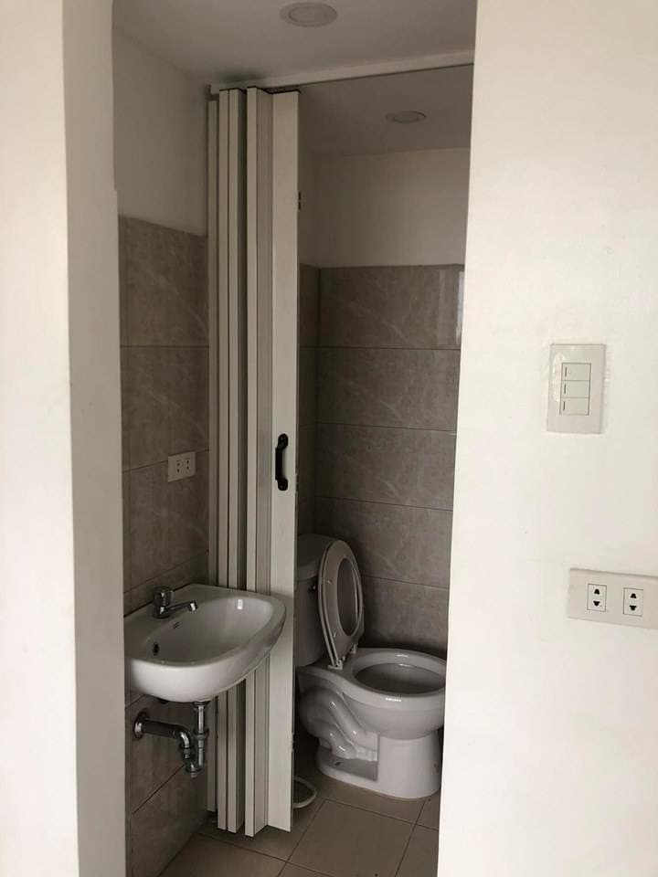 M. Gandhi Room for Rent