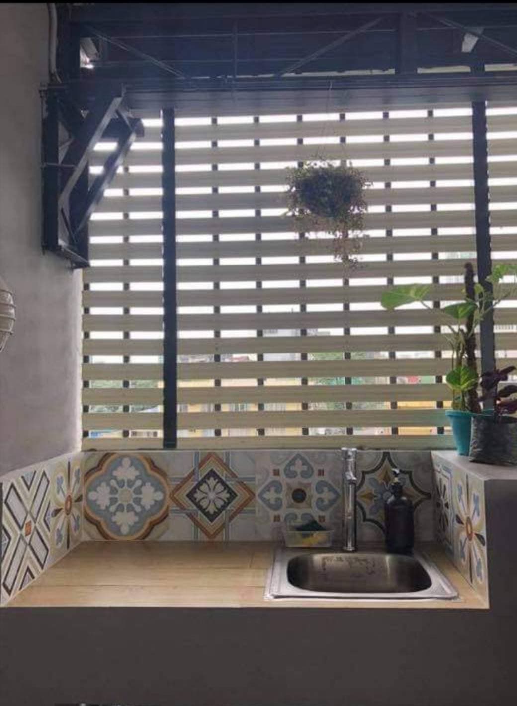 Room For Rent at Poblacion Makati