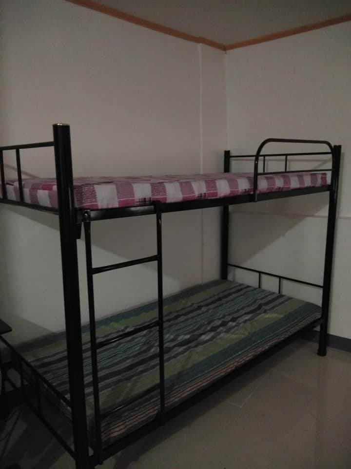 Female  Bedspacer at Project 4 QC.