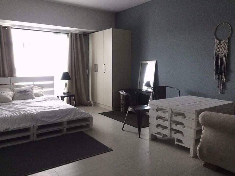 For Lease at Red Oak Two Serendra
