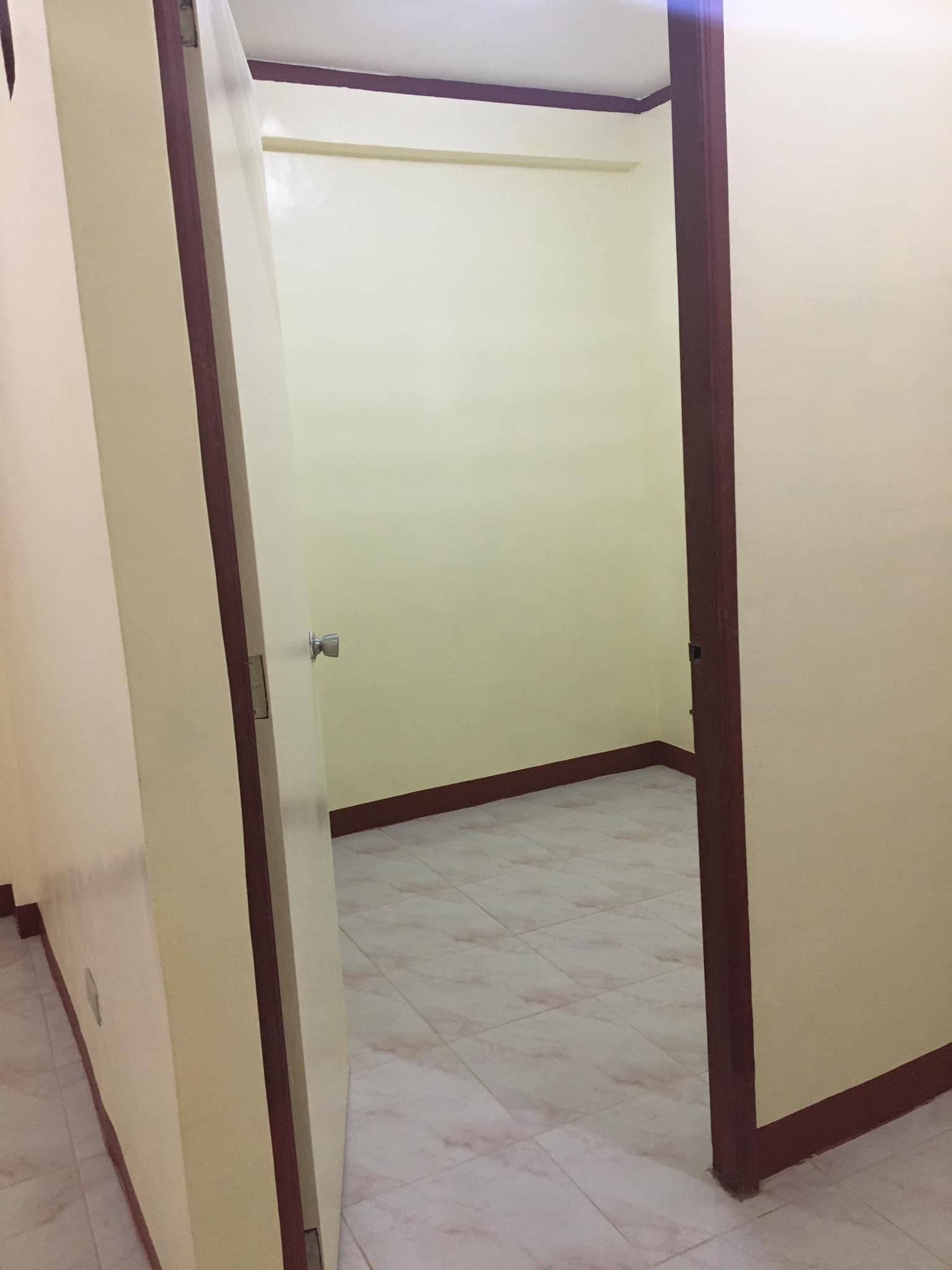 South Signal Village Room For Rent