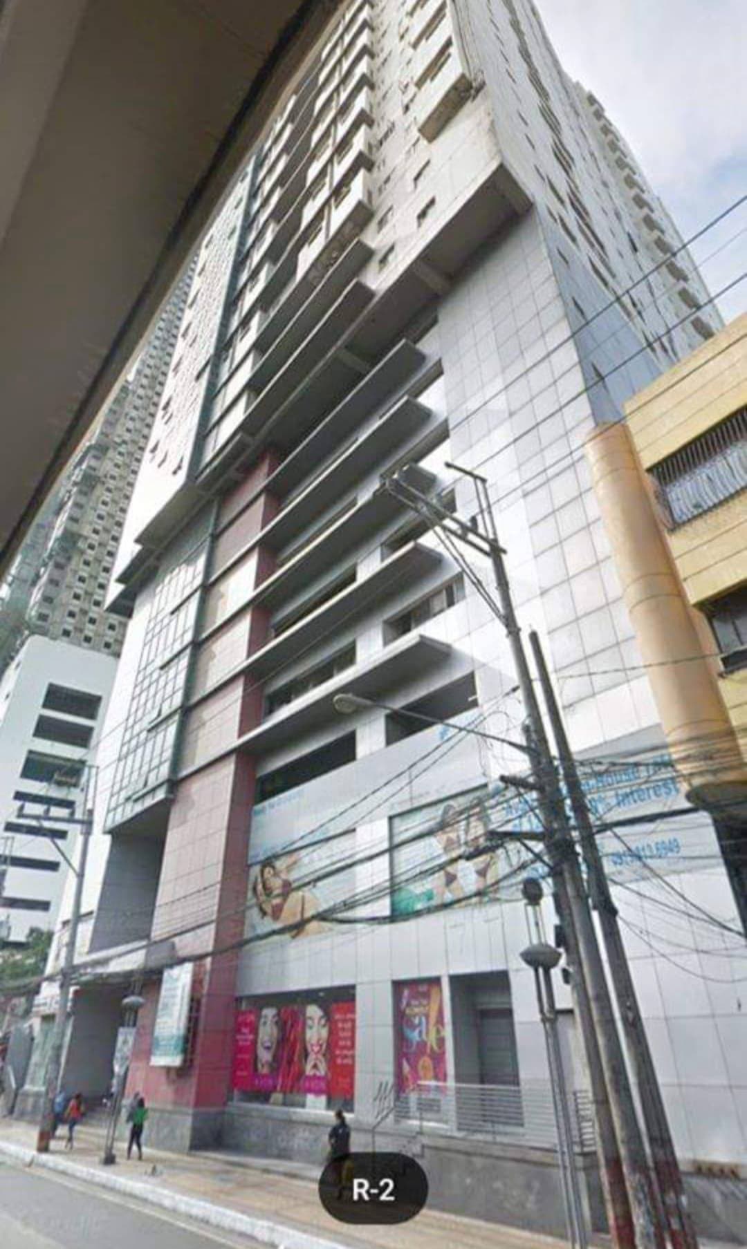 Unit For Rent at VIctoria De Manila 1
