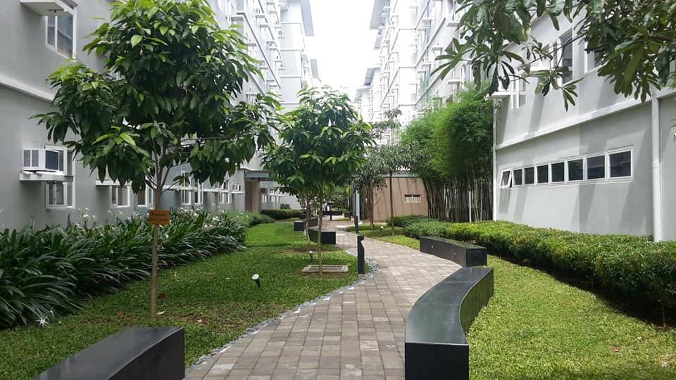  1 BR Condo For Rent