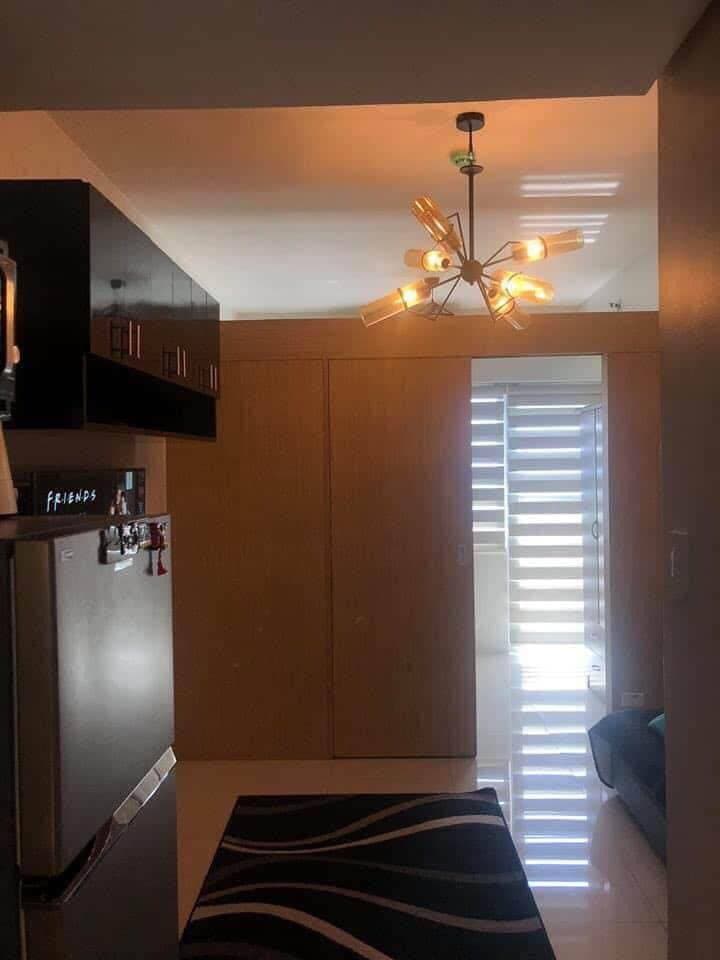 1 Bedroom Unit with Balcony For Rent