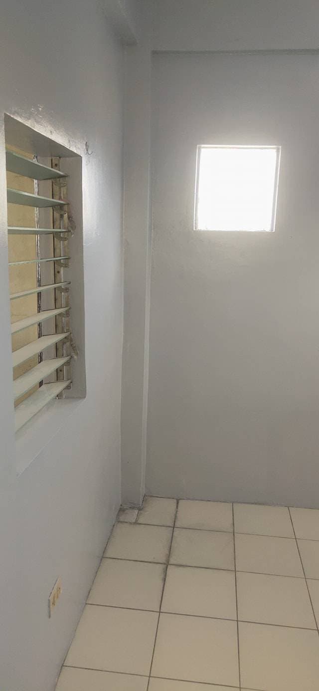 Room for Rent At  Evangelista Makati