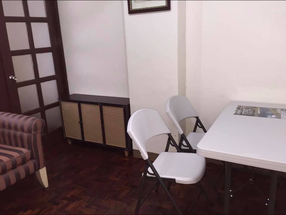 Makati 1BR with Balcony Condo For Rent