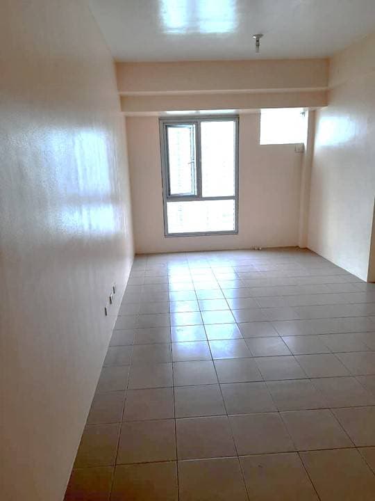 Chino Roces Studio Unit for Lease