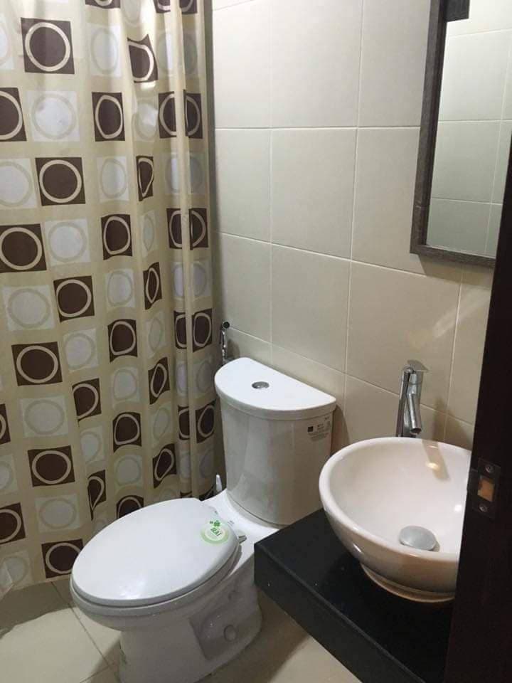 Condo Unit For Rent At San Lorenzo Place