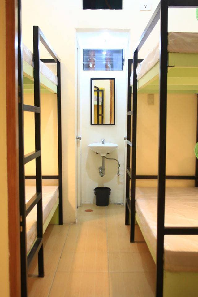 4 Bed Capacity Room 