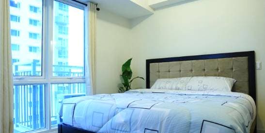 1BR Unit for Rent in The Lerato Makati