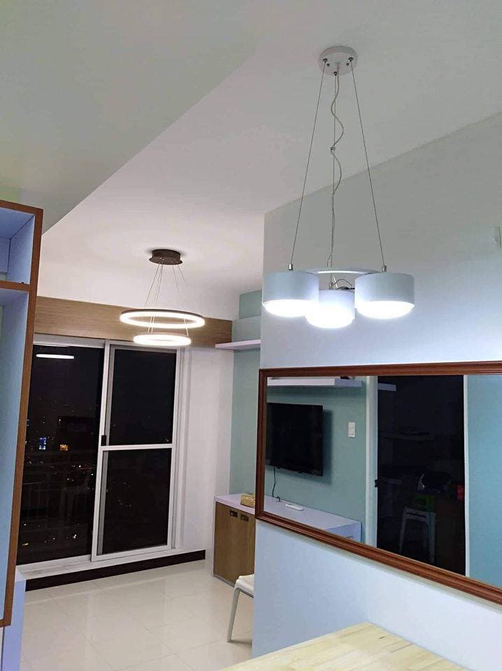 Fully Furnished 1BR with Balcony 